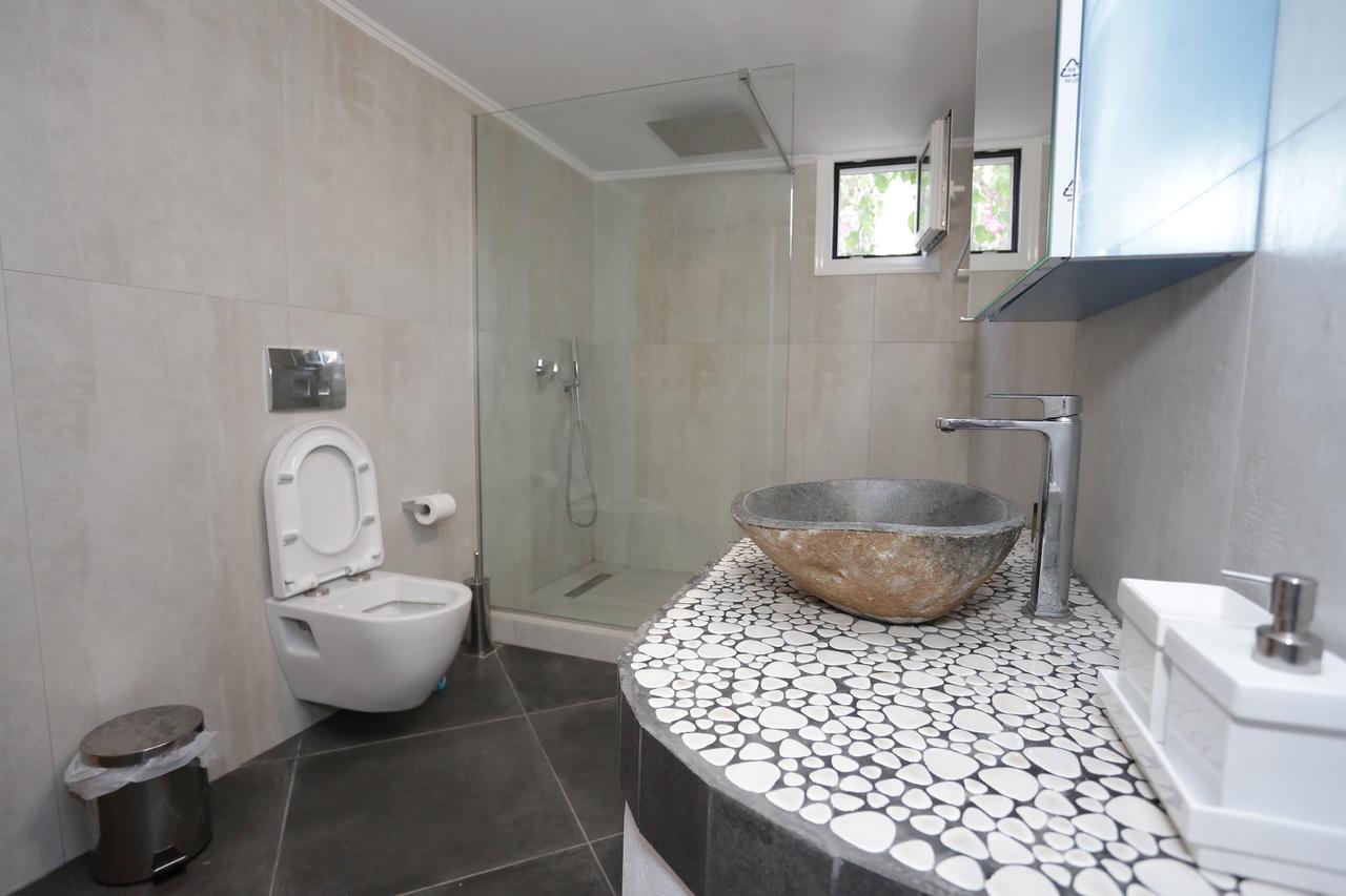 Artemis Suites Romanos  Exteriör bild