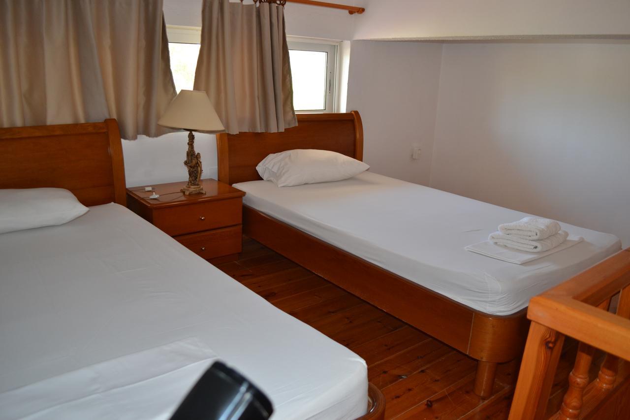 Artemis Suites Romanos  Exteriör bild